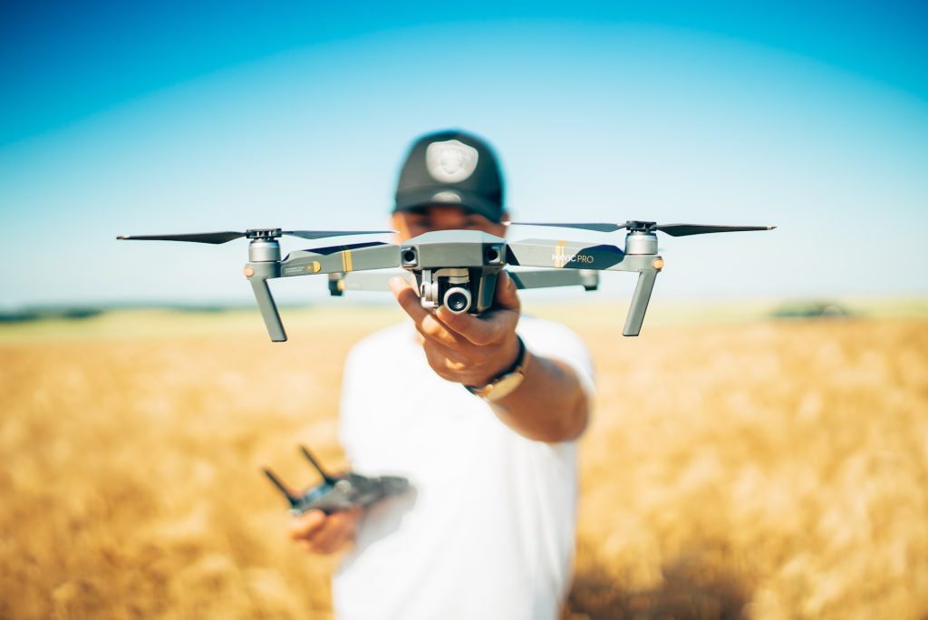 Kodėl verta naudoti dronus, nekilnojamo turto marketingui?